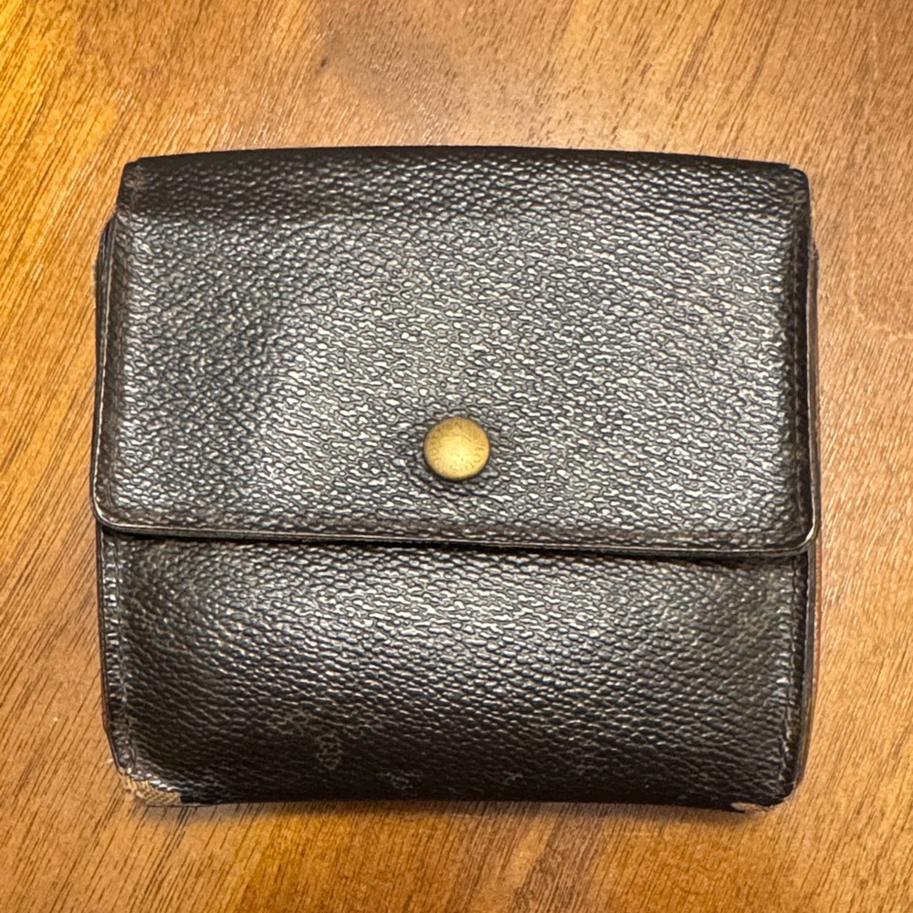 Louis Vuitton Black Textured Leather Wallet